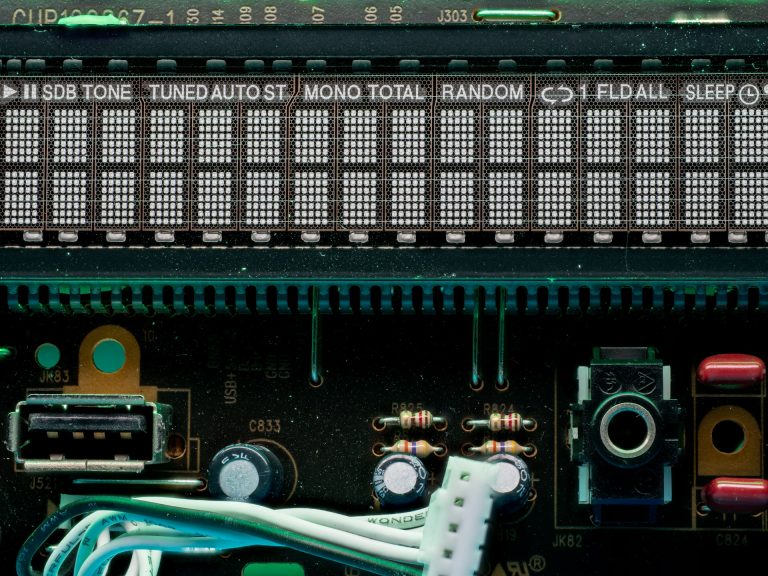 Ilustrasi Teknologi Mobile HBM di iPhone 2027